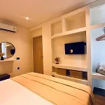 Villa Cantouni Villa, Luxury 5br Retreat With Pool & Jacuzzi Near Town By Mana Gers