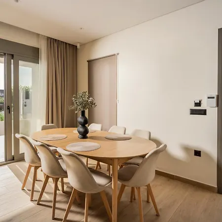 Cantouni Villa, Luxury 5br Retreat With Pool & Jacuzzi Near Town By Mana Gers Zákinthosz