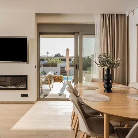 Cantouni Villa, Luxury 5br Retreat With Pool & Jacuzzi Near Town By Mana Gers Villa Zákinthosz