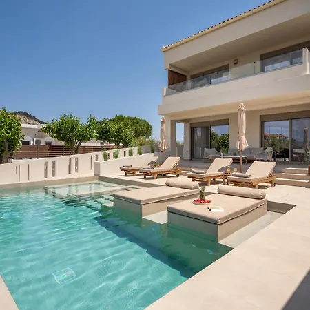 Villa Cantouni Villa, Luxury 5br Retreat With Pool & Jacuzzi Near Town By Mana Gers *